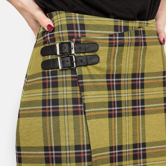 Plaid Yellow and Black Women's Skirt - Picture 8 of 8